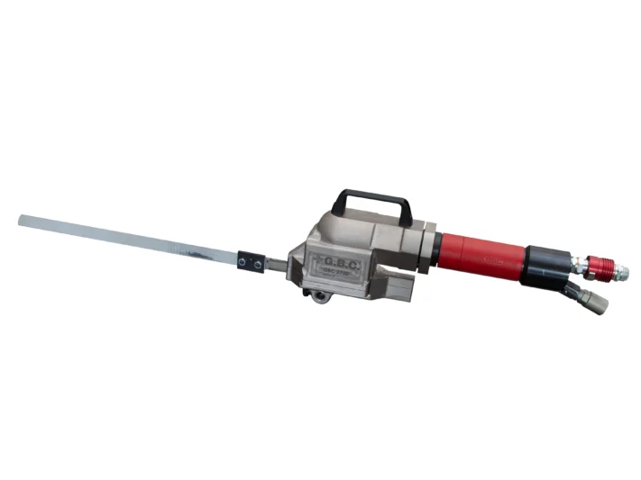 Сабельные труборезы GBC2700 Сабельные труборезы GBC2700